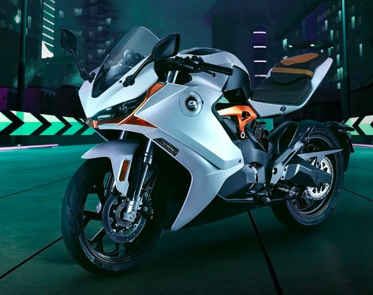 钱江推出高速电摩OAO,搭载17寸轮毂,最大续航200km,极速105码