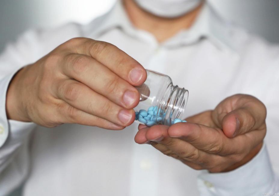 男性长期服用伟哥会有什么影响,经常吃伟哥停药后会恢复正常吗