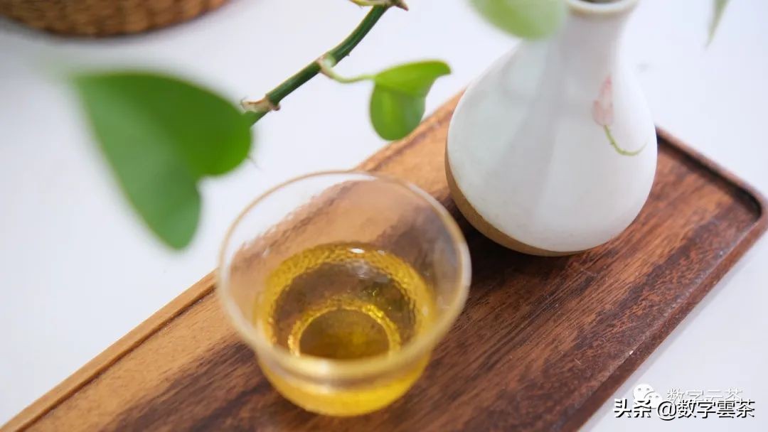 喝茶回甘是水的甜味还是茶的味道,茶叶中的清香与栗香区别