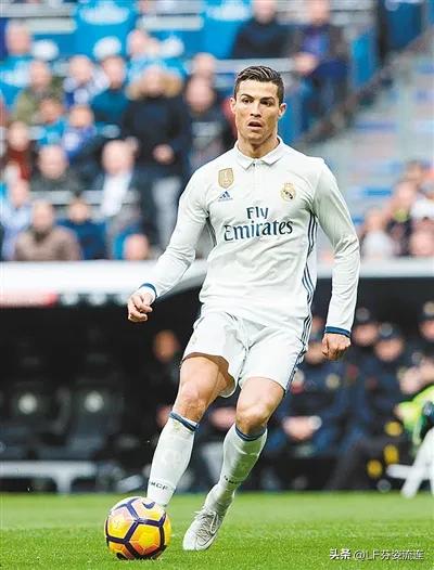 足坛顶级男神,足坛型男帅哥