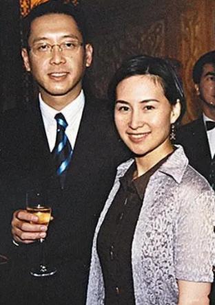 何超琼许晋亨门当户对,陈百强与何超琼门当户对