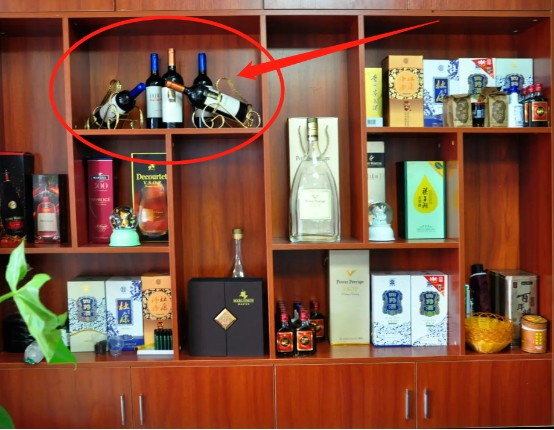 买红酒的盖子,红酒是铁瓶盖还是软木塞的好