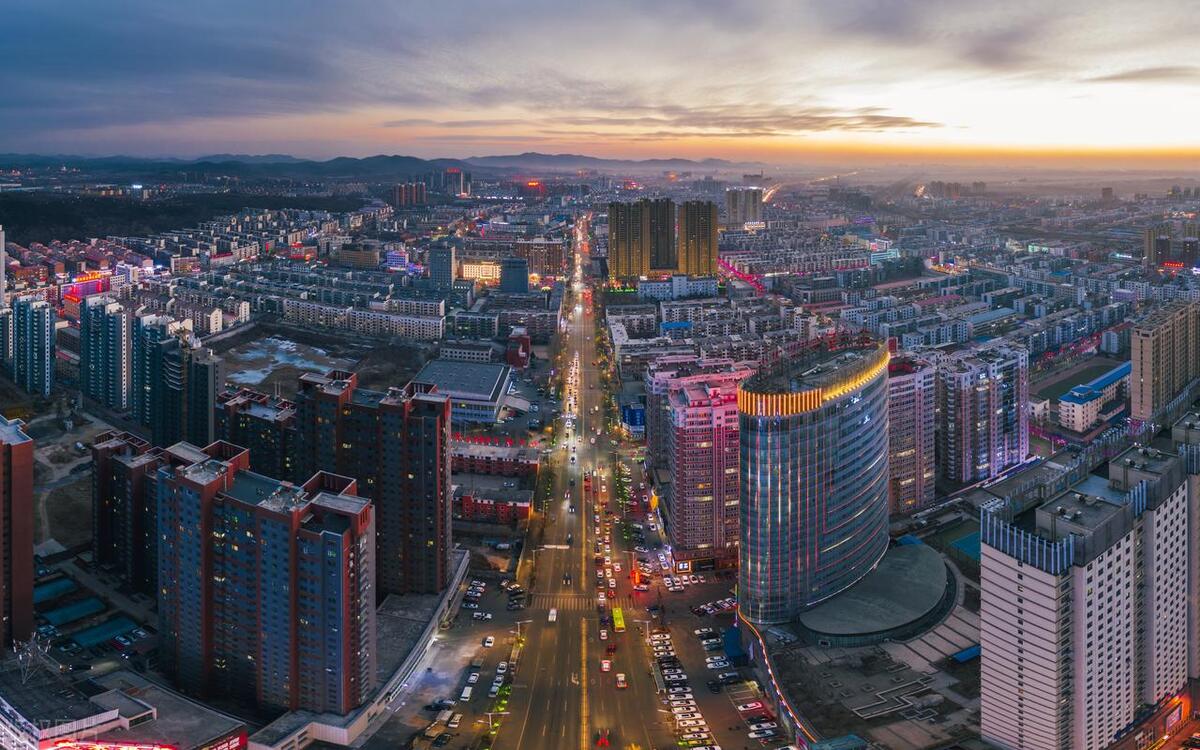 辽宁铁岭百年历史特色,辽宁铁岭市有什么名胜古迹