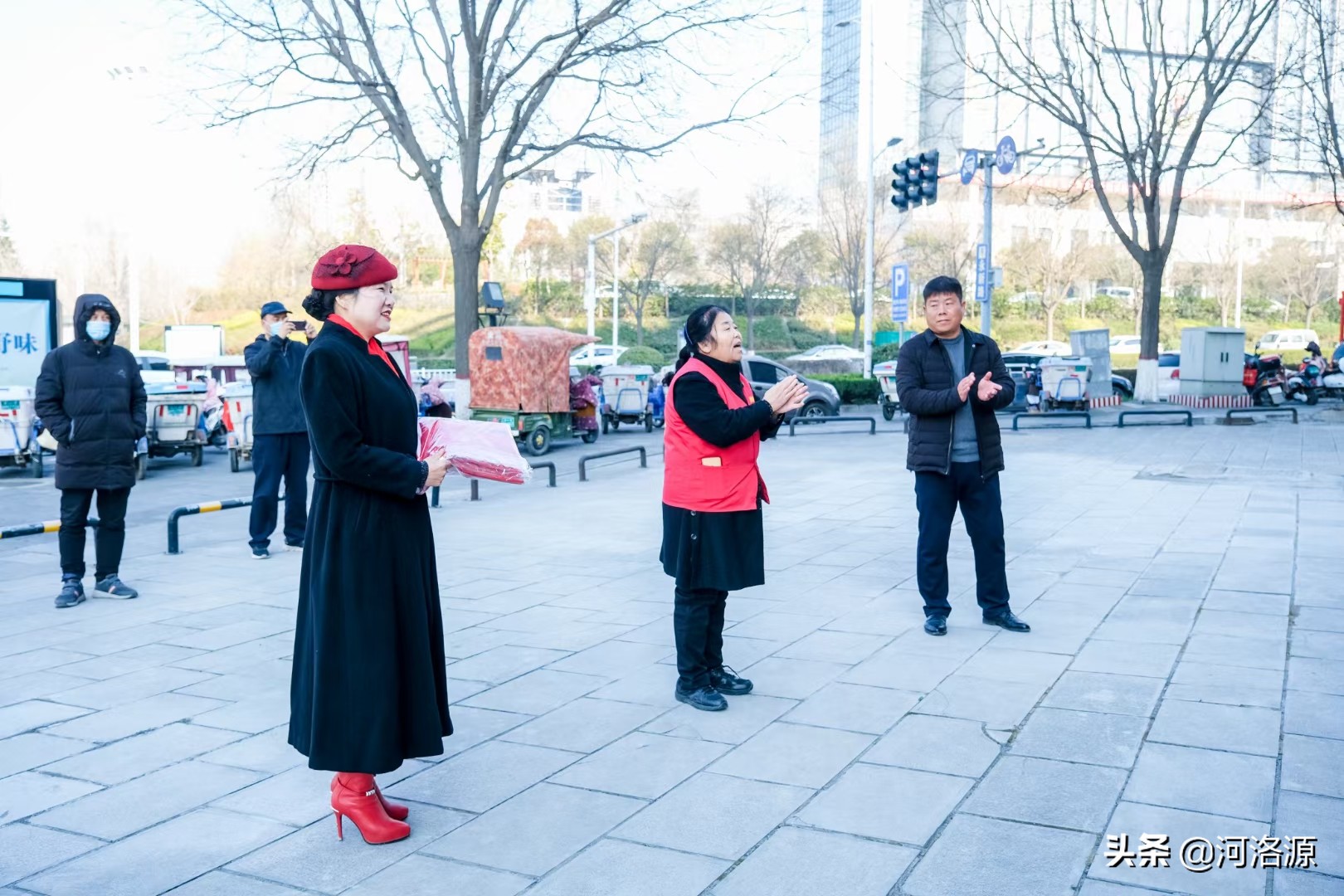 鐖卞績鎵嬪鎯呮殩鐜崼宸ヤ汉,鐖卞績鎵嬪娓╂殩鐜崼宸ヤ汉