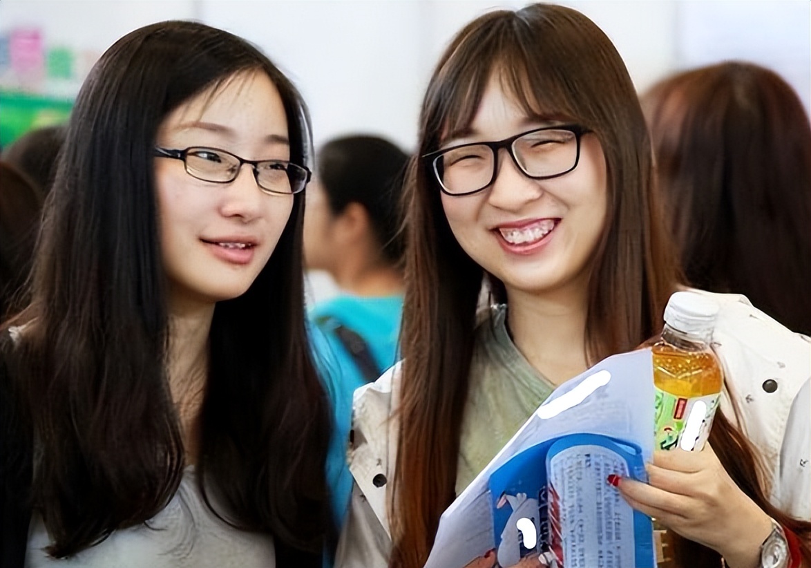 单招和统招上大专的区别,大专单招和统招的区别有哪些