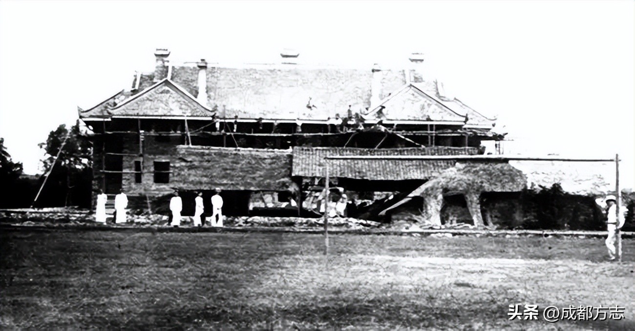 凤凰山爆炸,凤凰山主场爆燃场面