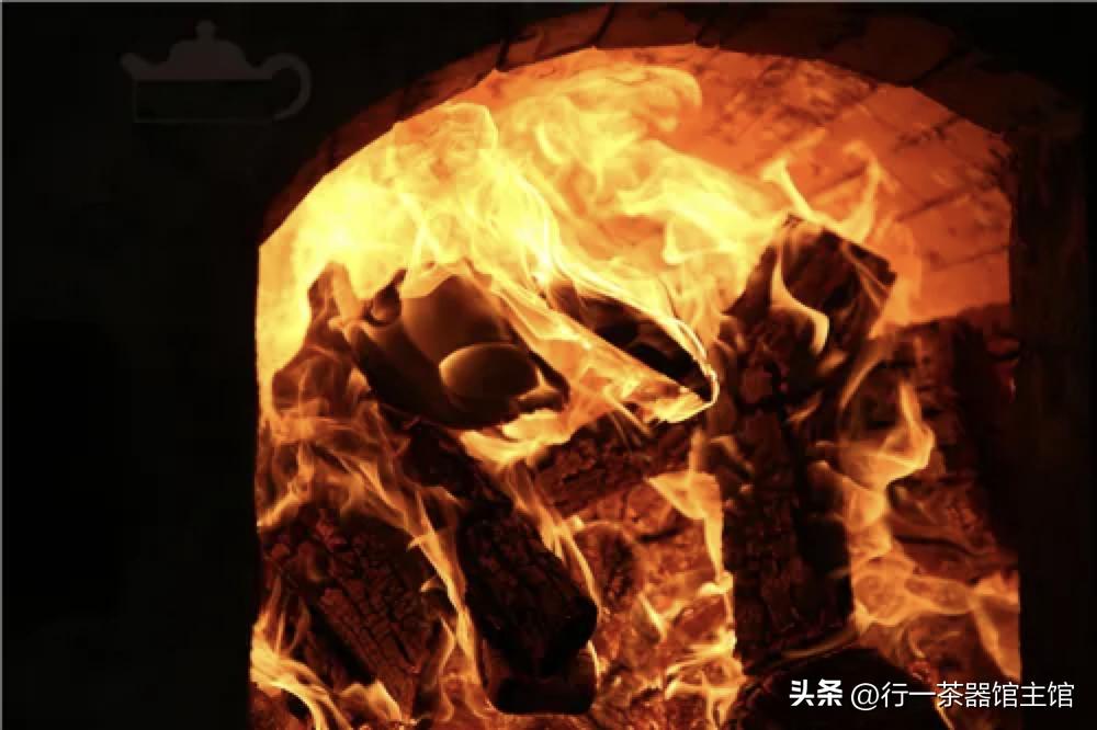 二亭｜釉里红的呈色原理