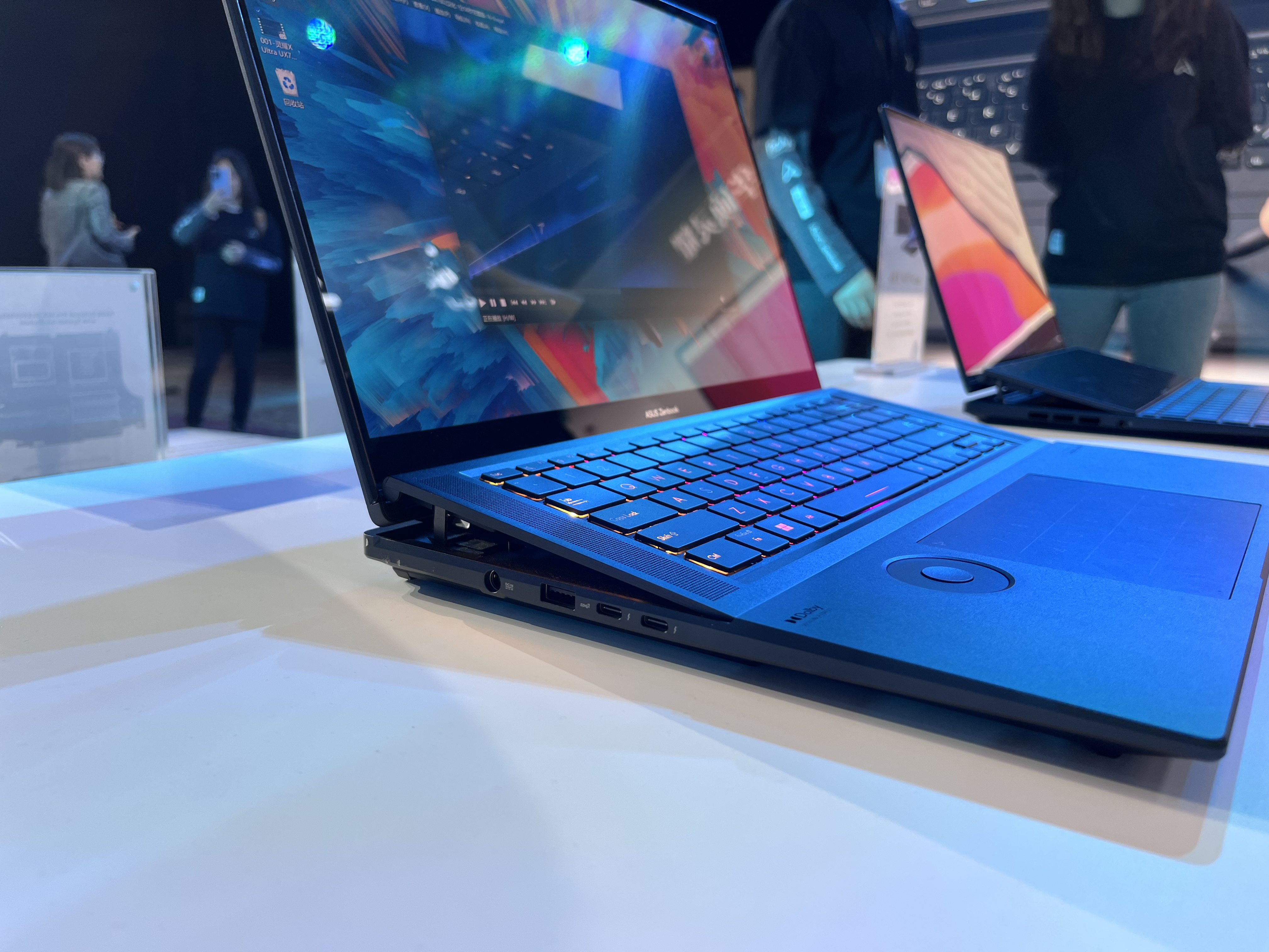 华硕八核高性能轻薄本3999,华硕199元