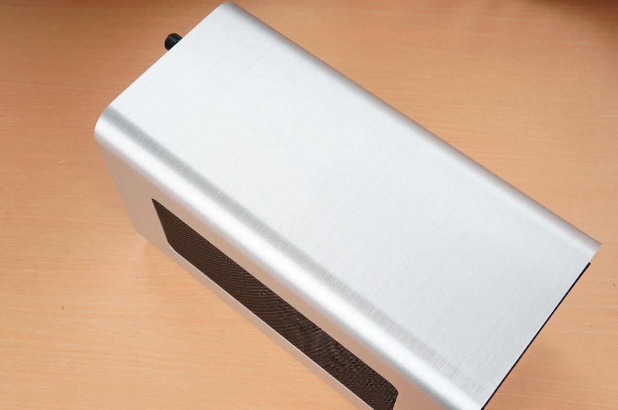 乔思伯v11主机配置推荐,乔思伯v11和v8机箱