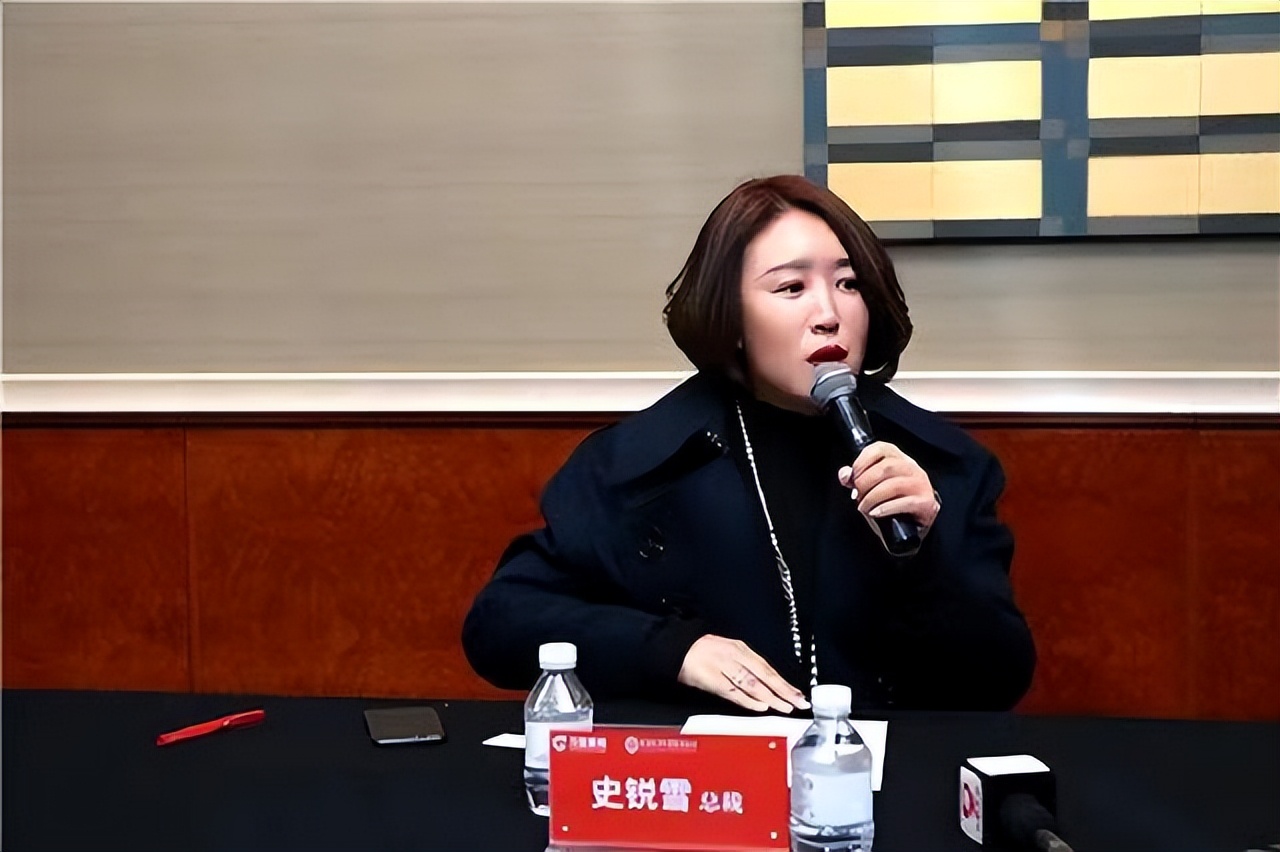 女子诈骗60岁企业家2000万,女企业家被诈骗1000多万