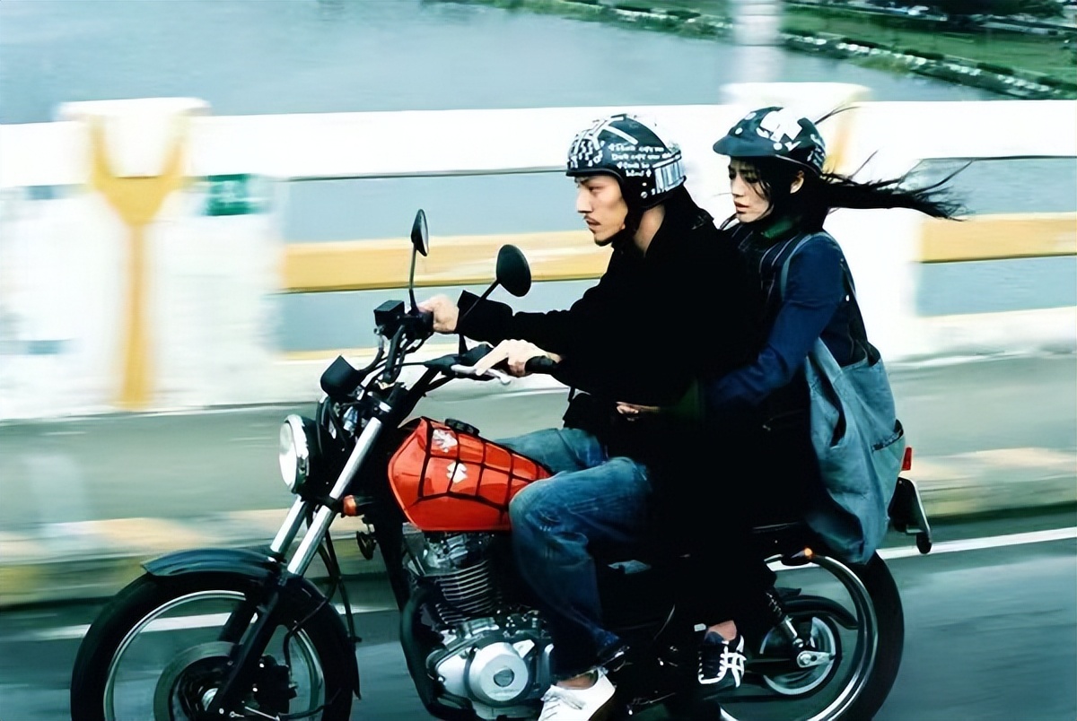 宅家电影推荐爱情片催泪,宅家情侣必看高分爱情电影