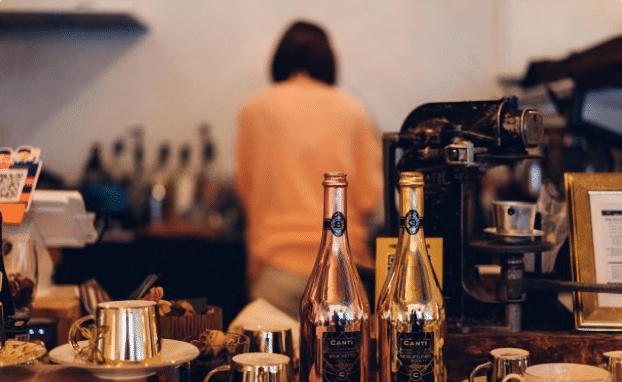 日新月异的朝鲜，网购已成主流，去旅游买东西可以发回国内了！