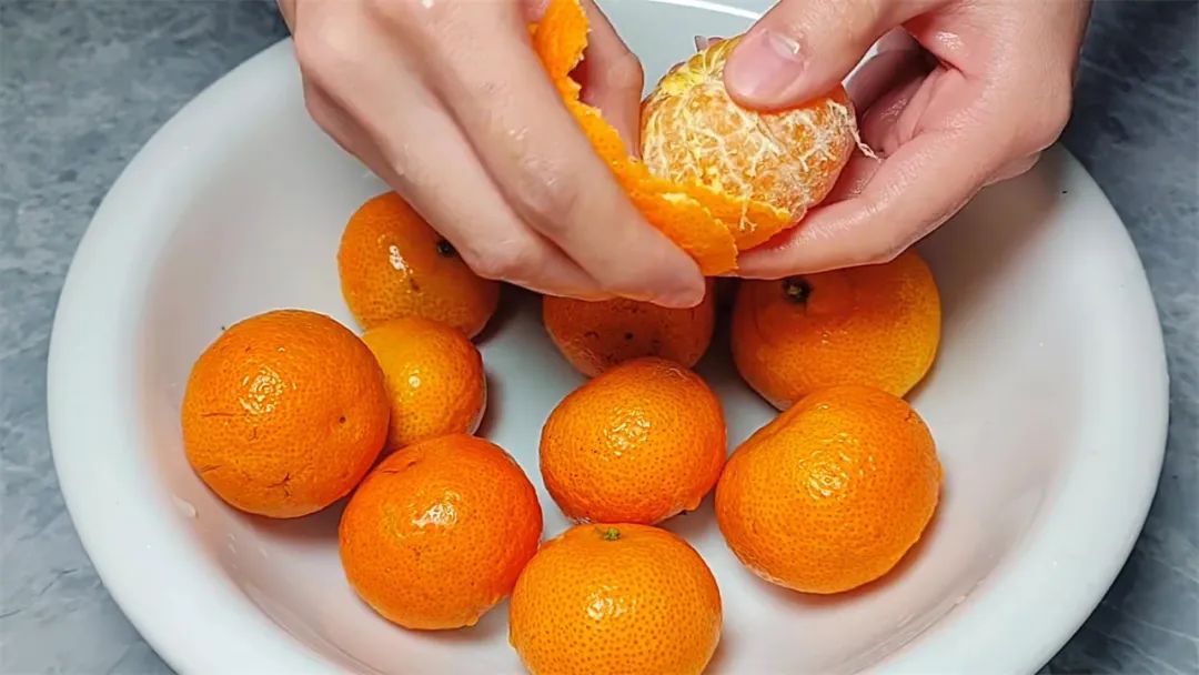 咳嗽厉害加什么能润肺化痰,燥热咳嗽喝什么止咳润肺