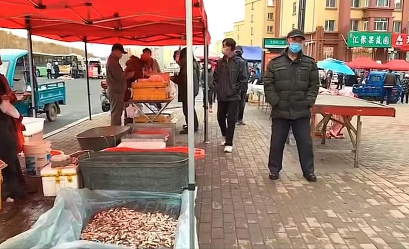 四川小伙抖音卖房800套,90后小伙卖房创业