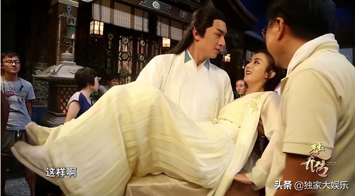 为什么只拍上半身,为什么只拍上半身镜头往下移