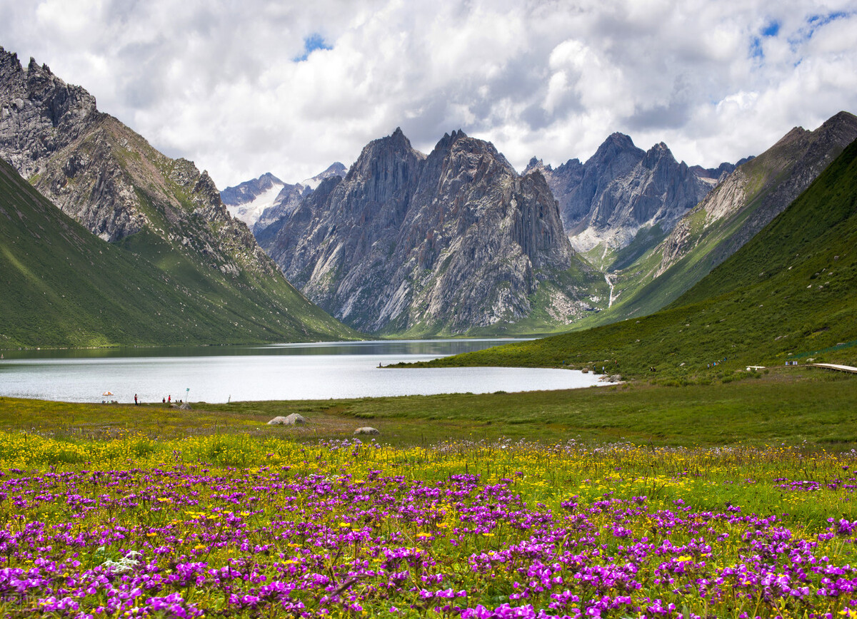 甘南最经典旅游线路,甘南旅游最佳旅游路线