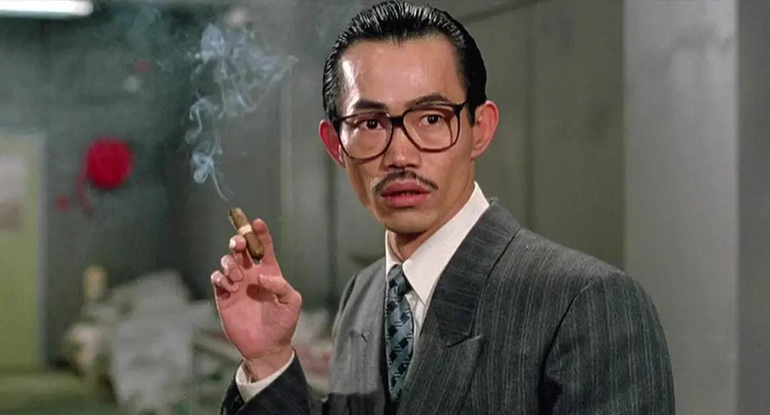 必看的西装暴徒经典剧,西装暴徒动作片大全