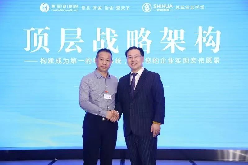 三农网红乡野农哥一年收入100万元,第一批三农网红小哥