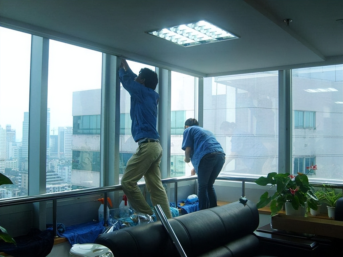 汽车贴玻璃膜什么品牌好,玻璃膜怎么选如何自己贴玻璃膜