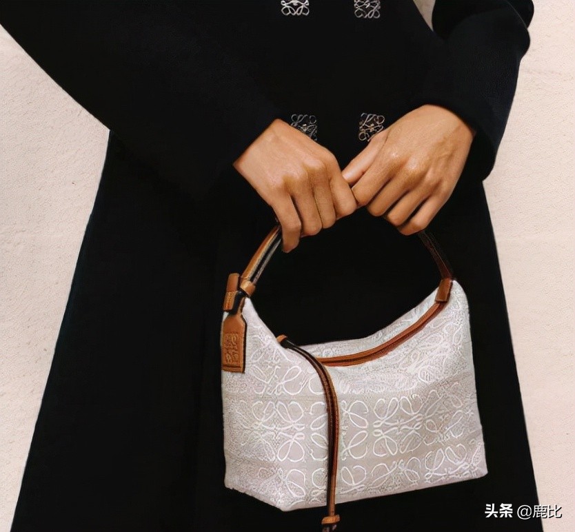 价格不高的品牌包包,最适合买的大牌包