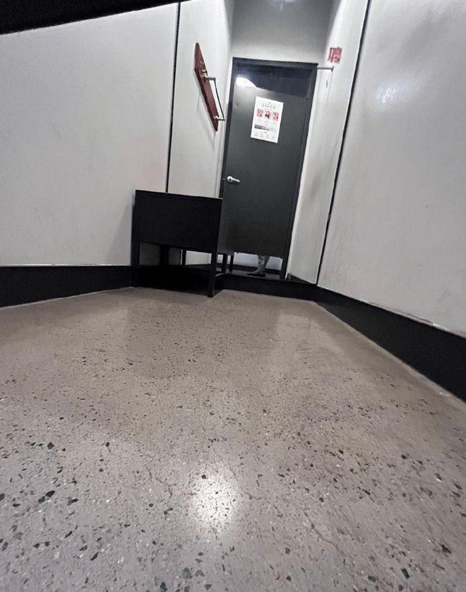 耐克店被偷,上海耐克店偷衣服