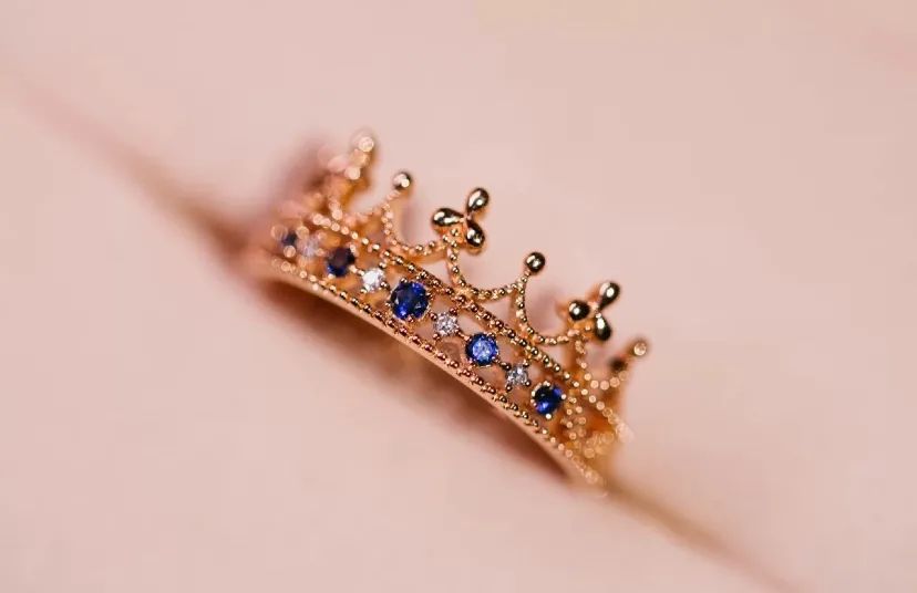 最有仪式感的钻戒,情人节仪式感小女孩