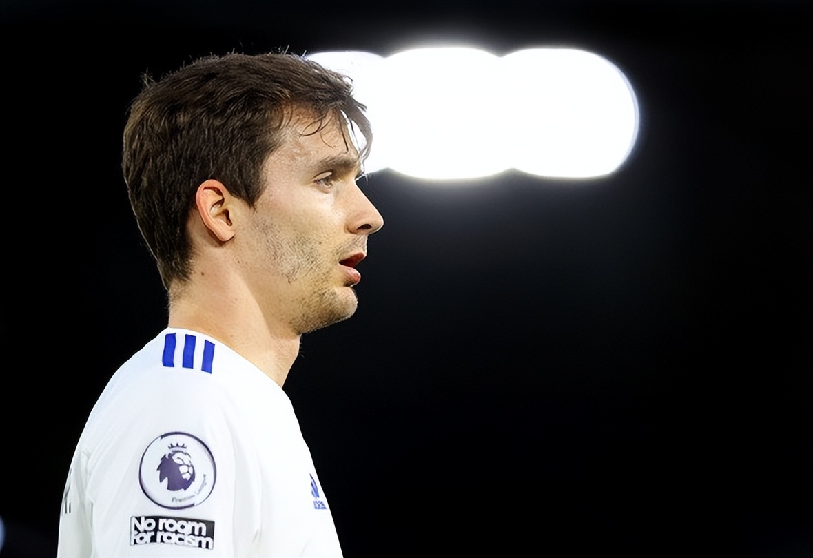 穆里尼奥加盟皇马首秀,穆里尼奥带领皇马给球员说了什么