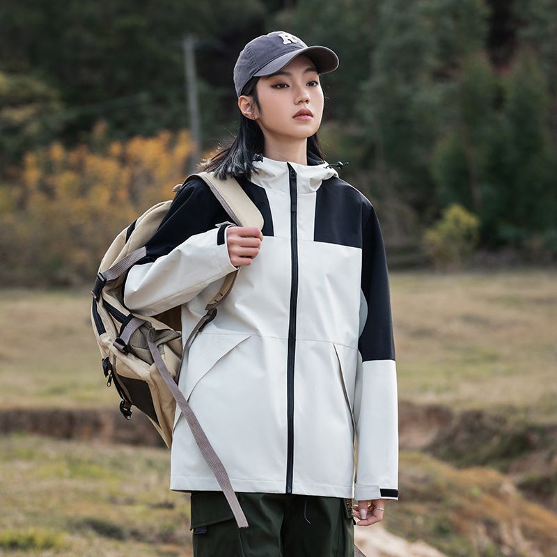 高端三合一冲锋衣摇粒绒,品牌冲锋衣三合一紫色