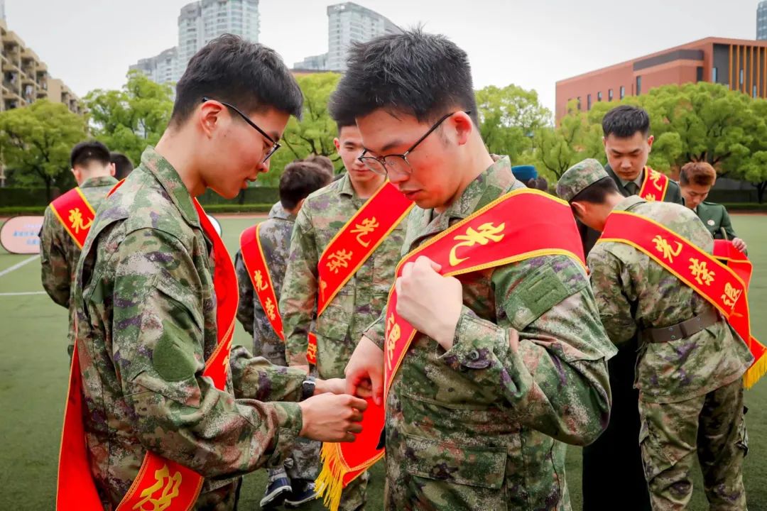 徐汇的“戎耀们”，归来仍是“最可爱的人”