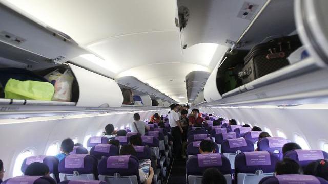 飞机上能带电脑和平板吗,飞机上能带电脑和显示器吗