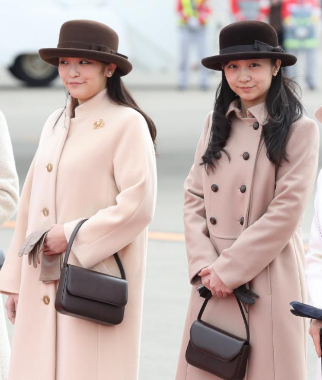 她是日本最美公主，眼睛像极了纪子妃，比下嫁凤凰男的姐姐精明