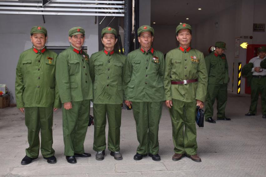 越战老兵被连踩17脚被判多少年,越战老兵被男子踢17脚