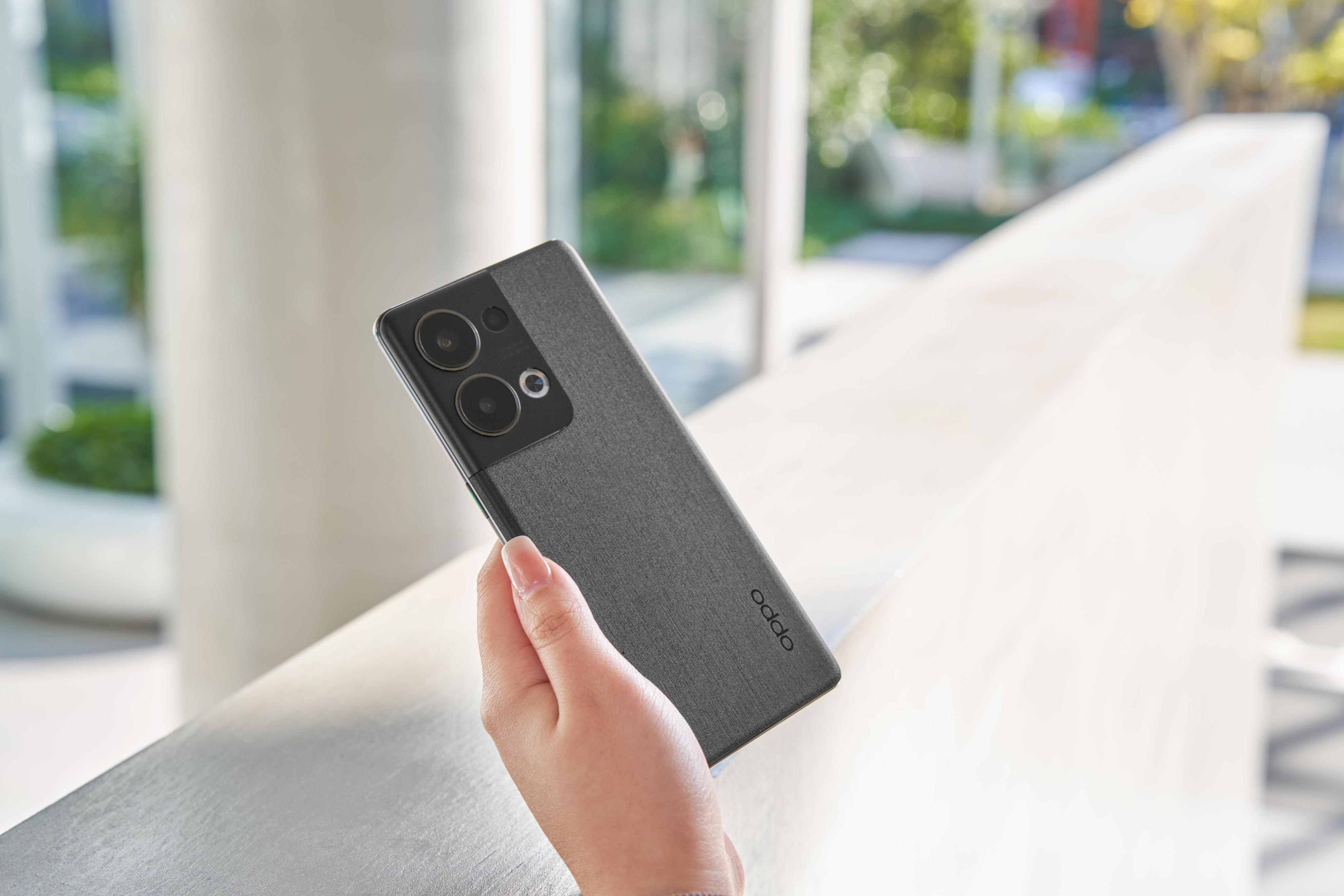 vivo与oppo都是最新旗舰机你选谁,vivo和oppo最新款哪一款比较好