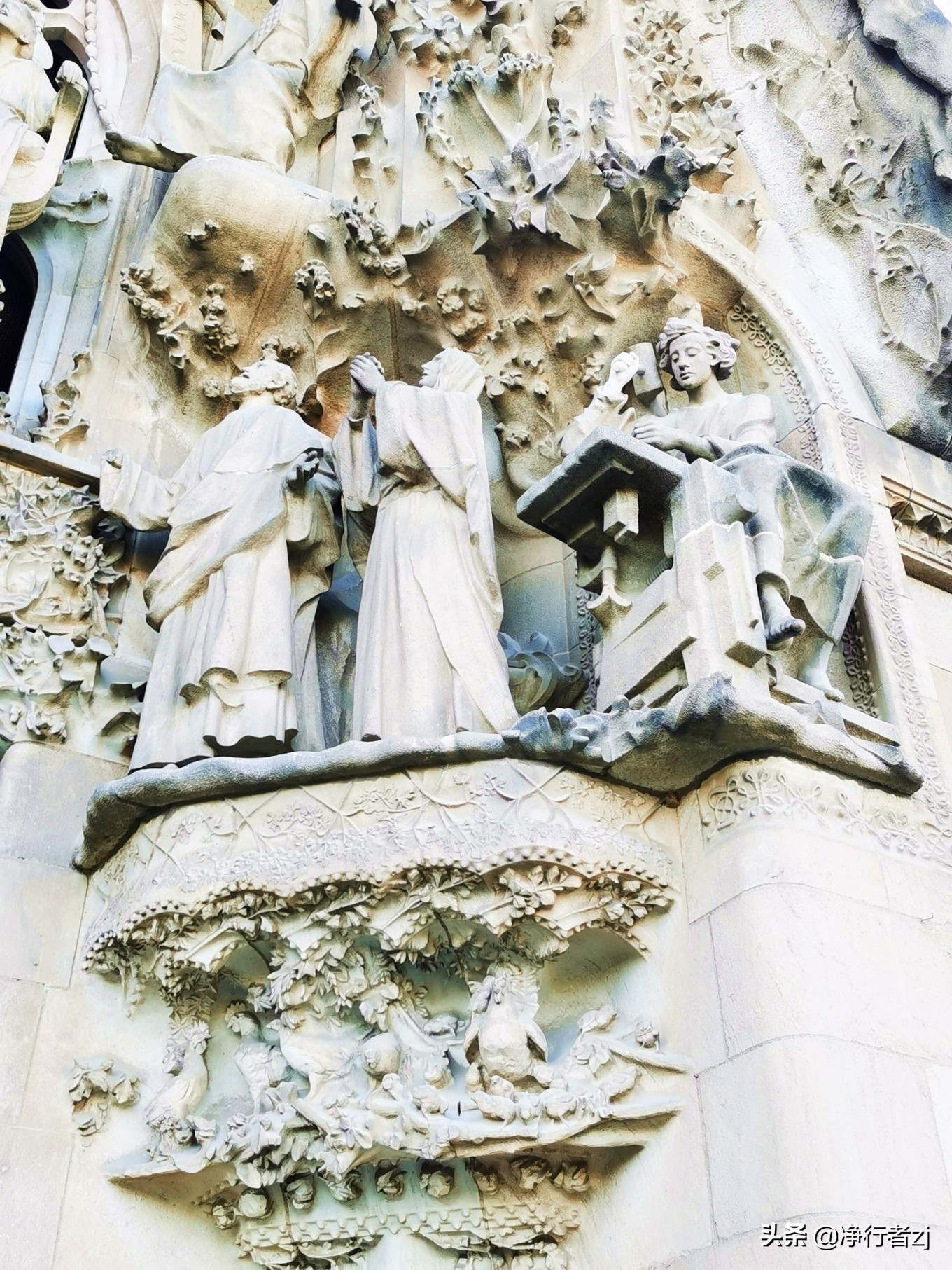 冬日暖阳拔“牙”记（三十二）巴塞罗那：高迪打造的绝世神作