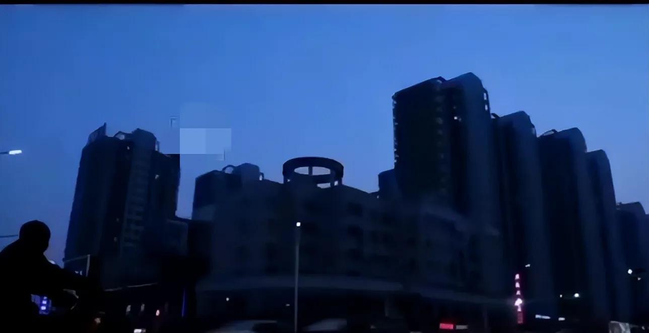 男子偷衣成瘾,男子盗窃内裤上瘾