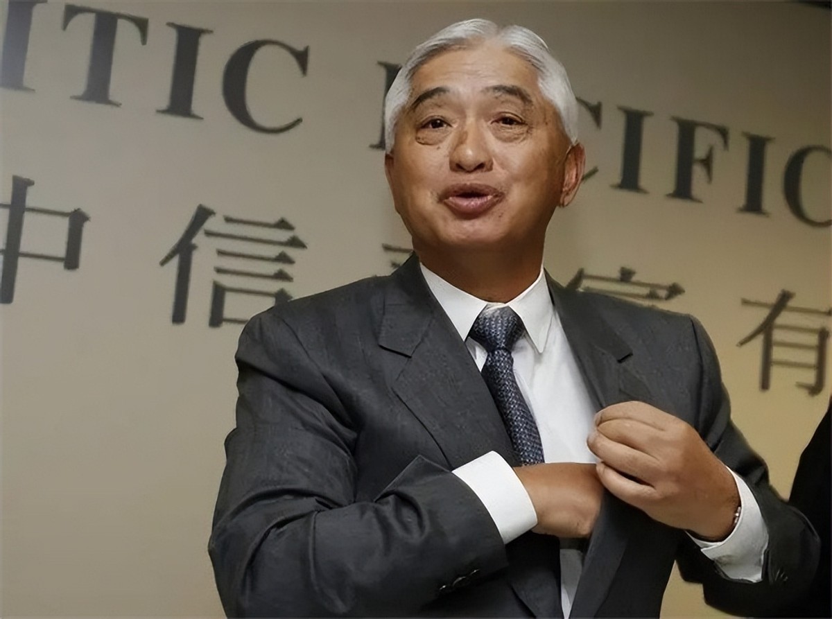 红色资本家荣毅仁:89岁在京逝世,留下4个子女,今独子身价百亿