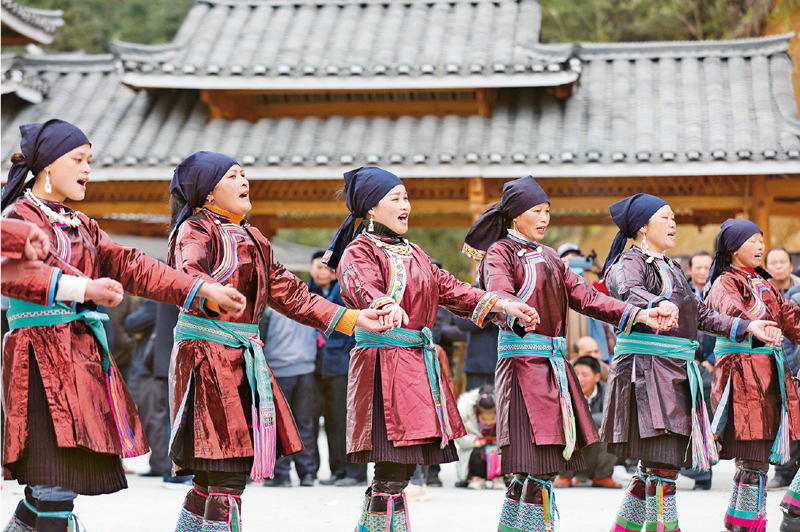 从*党**的百年历史中汲取继续前进的智慧和力量——学习习*平近**总书记在*党**史学习教育动员大会上的重要讲话