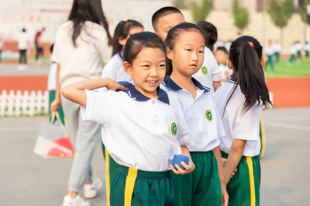喜迎二十大奋进新征程开启新时代,房山首师大育新学校