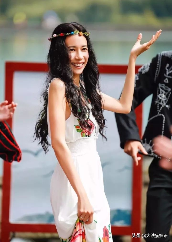 8位“大嘴”女星，有人被夸风情万种，有人却被嘲“大嘴猴”难看