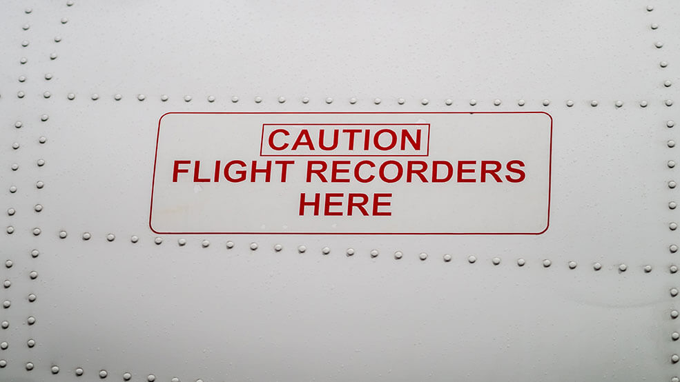 东航MU5735一黑匣子找到：数据该如何解读？破损严重还能恢复吗？