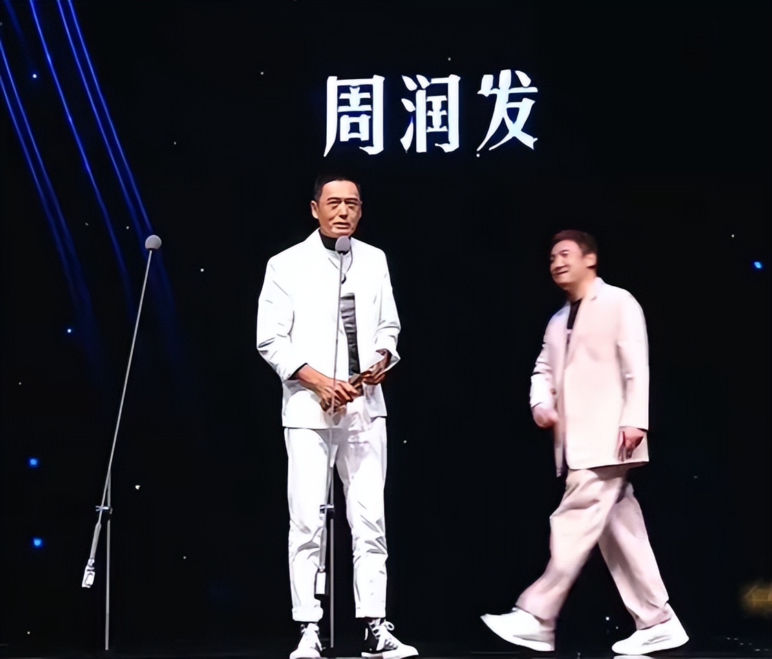 上海这一夜，内娱来了一大半，吴京谢霆锋拿大奖，冯小刚忙着交际