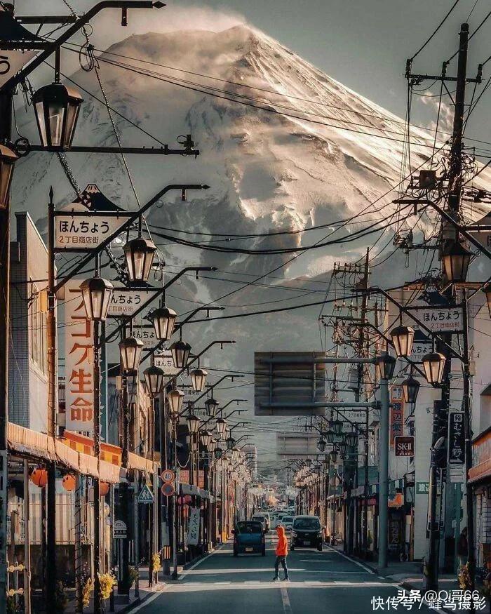 四十四个世界上最巨大的物体 (世界上最奇葩的巨型物体)