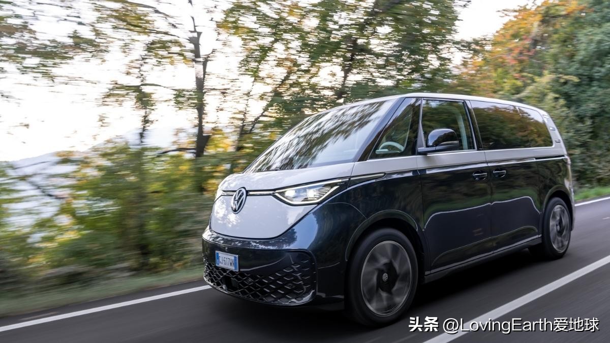 大众id.buzz原型车路试谍照曝光,大众buzz原型面包车