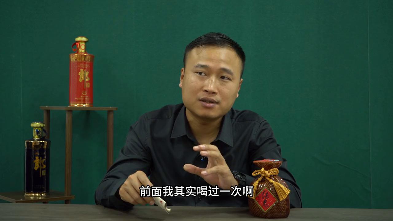 酒鬼紫坛258ml,酒鬼酒黄坛品鉴52度价位