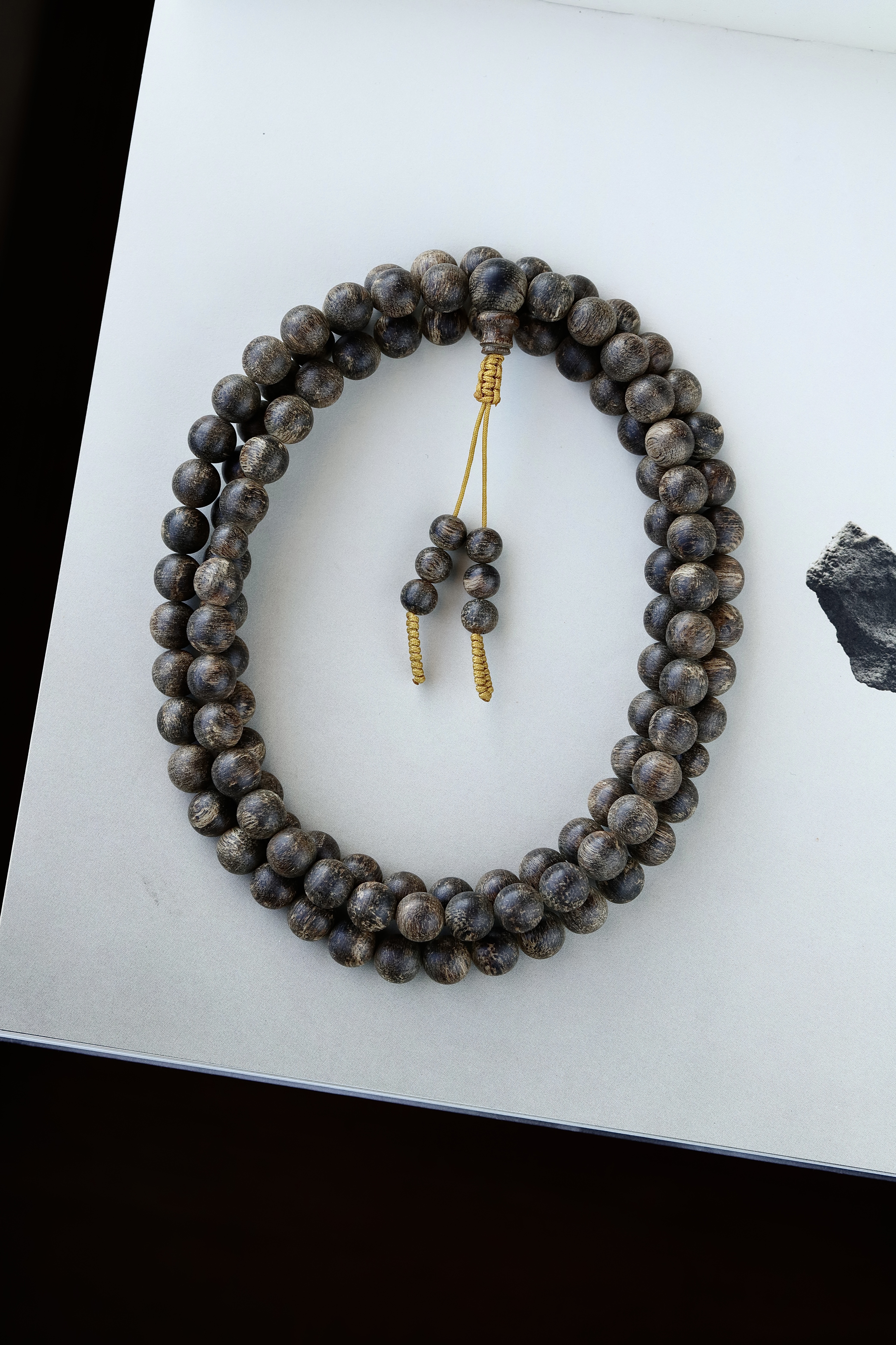 达拉干沉水级沉香小米粒手串,达拉干沉水级沉香摆件价格