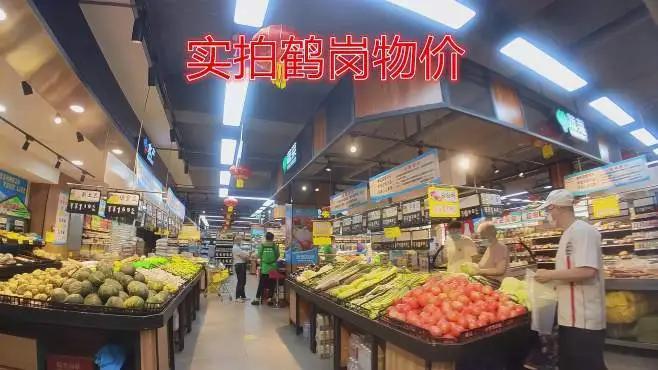 男子花10万块买了8套房子是真的吗,男子花10块买8套房子