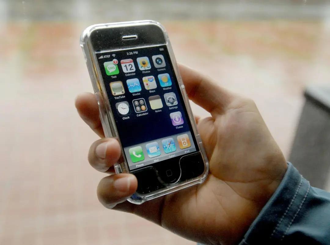 被时代抛弃的几款手机,被时代抛弃的数码相机