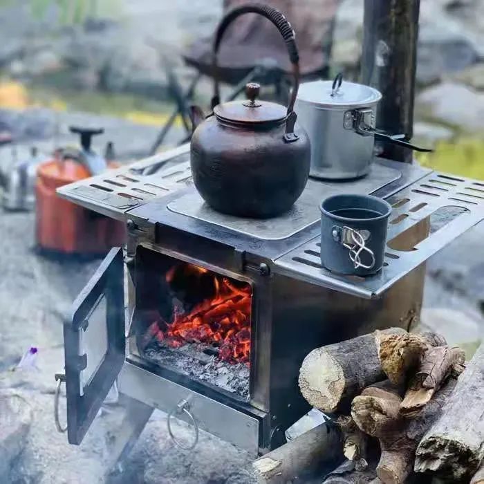 上海新晋热门打卡地，在红砖窑厂里喝咖啡、露营