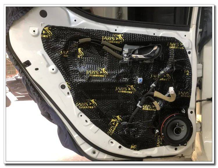 广州日产轩逸改装音响,日产蓝鸟音响改装8喇叭