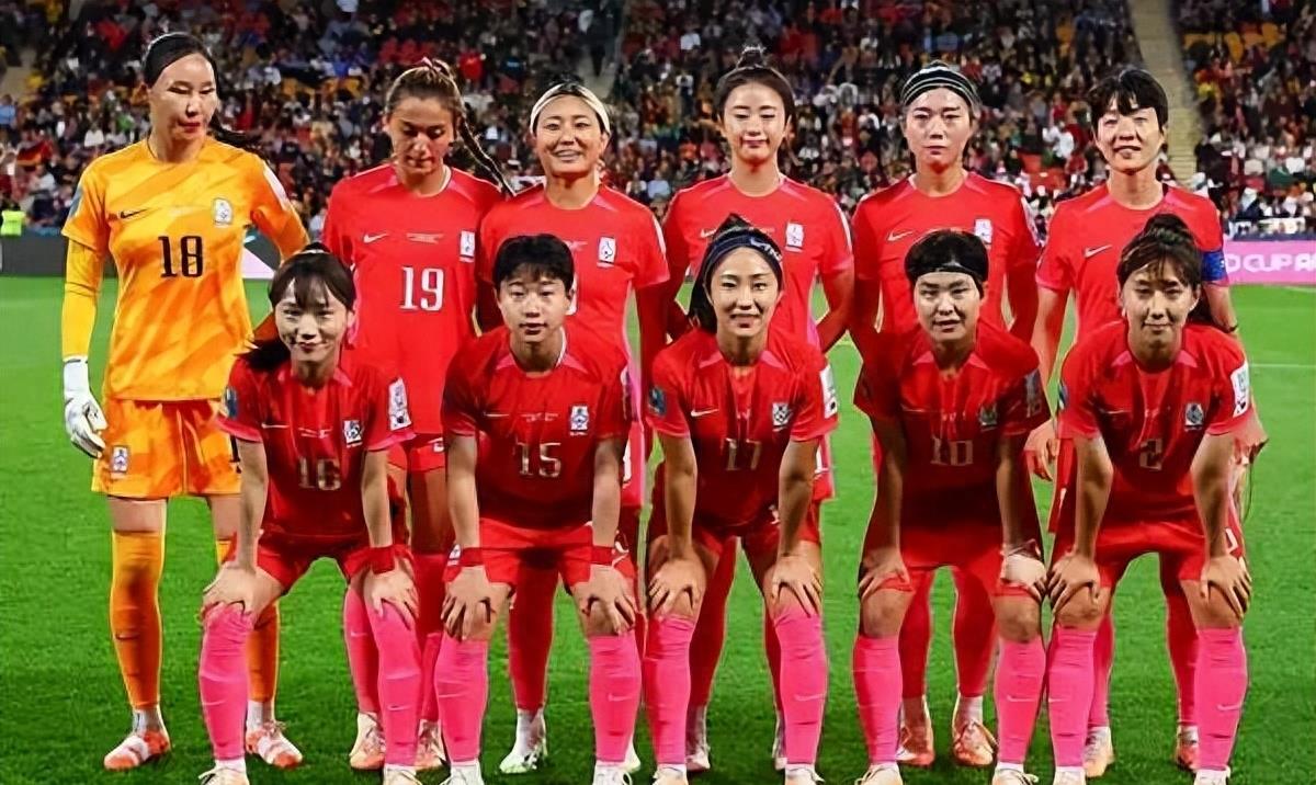 国足再启航足球之夜完整版,国足重返世界杯赛场